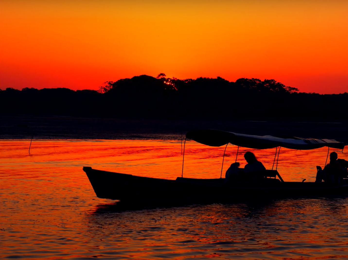 Expreso putumayo: An Amazon River Expedition